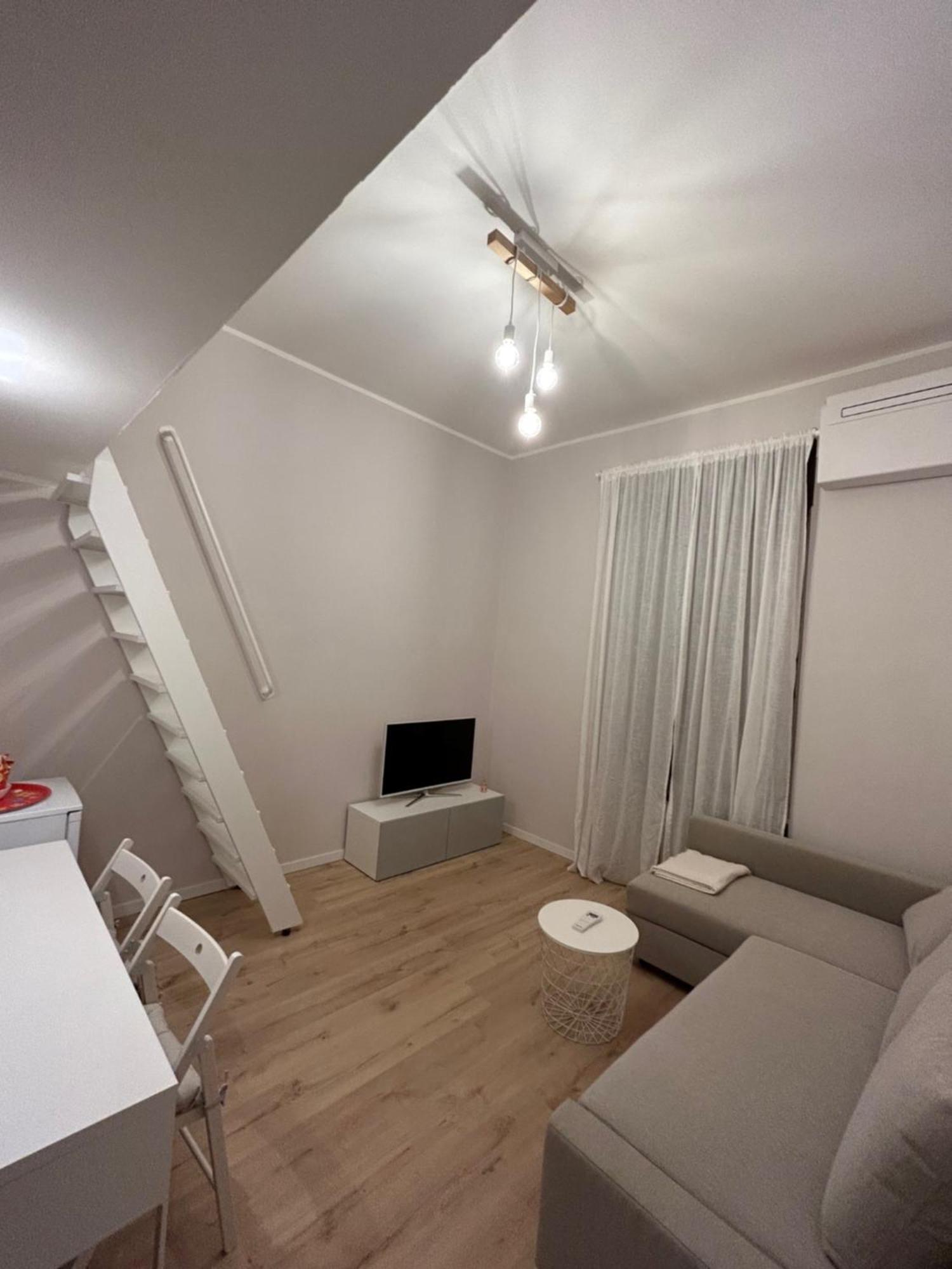 Studio Apartment Near Bocconi Μιλάνο Εξωτερικό φωτογραφία